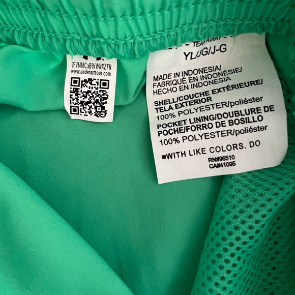 Under Armour Youth Vibrant Green Sports Shorts Size Large Pockets - Picture 4 of 8